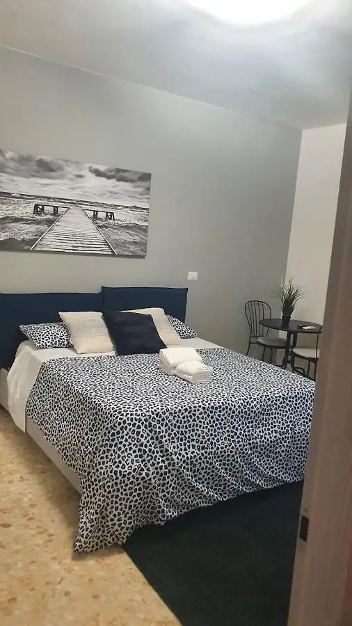 Hotel Ytha Housse Roma Centro